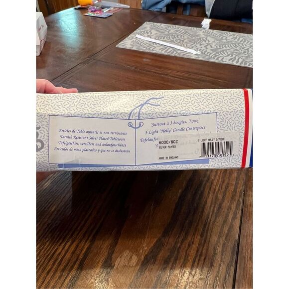 VINTAGE QUEEN ANNE SILVER PLATED 3-LIGHT HOLLY CANDLE CENTERPIECE*NIB* Christmas - Picture 7 of 7